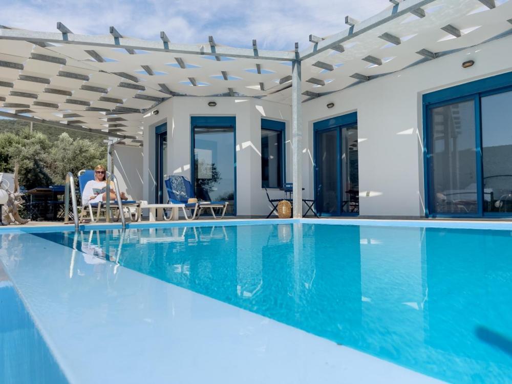 Zidanos Luxurious Sea Front Villa Marandokhórion 외부 사진