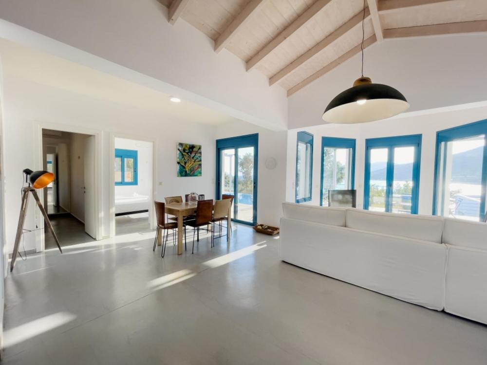 Zidanos Luxurious Sea Front Villa Marandokhórion 외부 사진