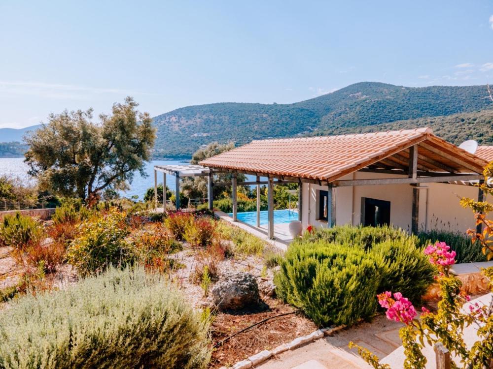 Zidanos Luxurious Sea Front Villa Marandokhórion 외부 사진